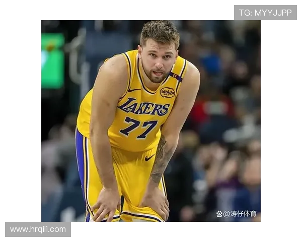 东契奇：滑倒三分是我故意设计的